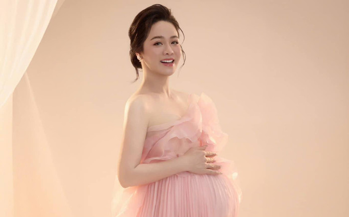 Bị mỉa mai phát tướng khi mang bầu, Nhật Kim Anh đáp trả thâm thuý Ảnh 2