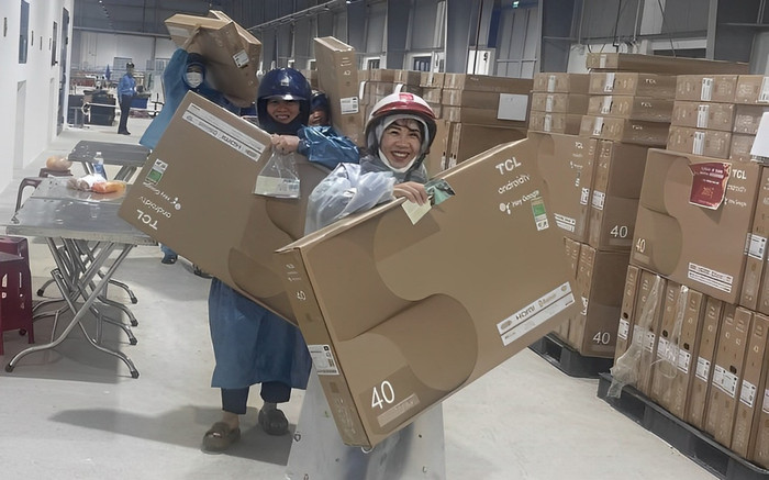 Một công ty tặng 4.400 tivi cho công nhân làm quà Tết, dân mạng thốt lên 'thấy mà ham' Ảnh 2