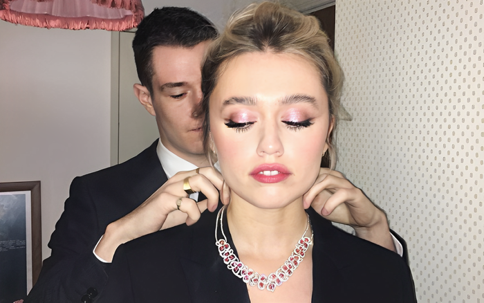 Tuy nhiên cả hai đã chia tay do không hợp nhau.