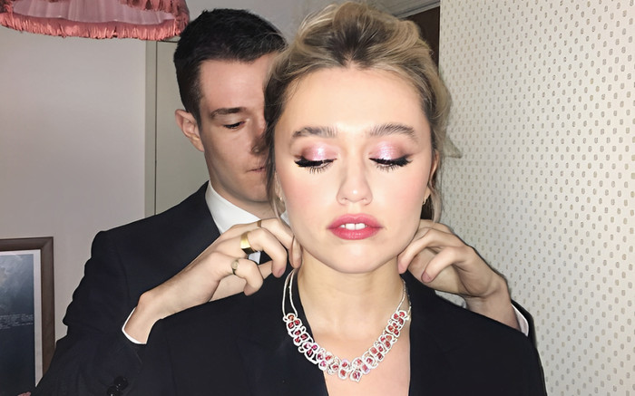 Cái kết buồn cho cặp đôi công khai yêu đương sau khi đóng phim Sex Education Ảnh 2