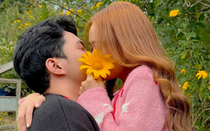 Nam ca sĩ Việt công khai có vợ ngay ngày cuối năm 2024 sau thời gian giấu kín Ảnh 2