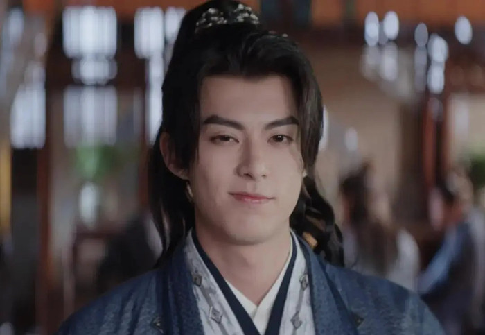 Vương Hạc Đệ được ví là 'Angelababy phiên bản nam'.