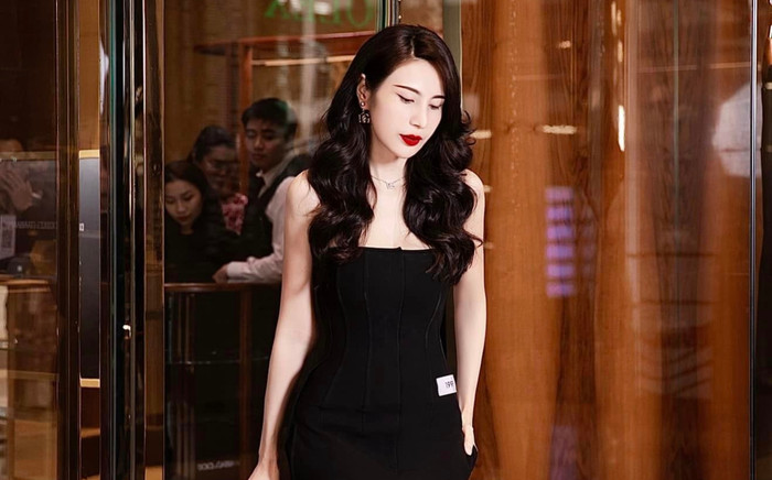 Dấu hiệu bất thường của ca sĩ Thuỷ Tiên Ảnh 2