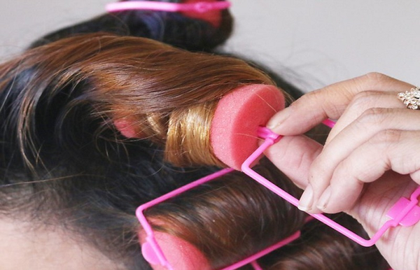 Uốn lô giúp tạo kiểu tóc cong tự nhiên và không gây hư hại.