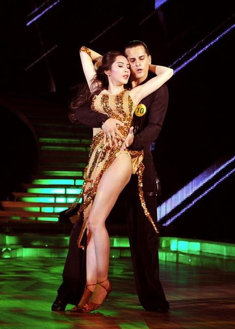 Nhan sắc Thủy Tiên từ Bước Nhảy Hoàn Vũ đến hiện tại thay đổi ra sao? Ảnh 2