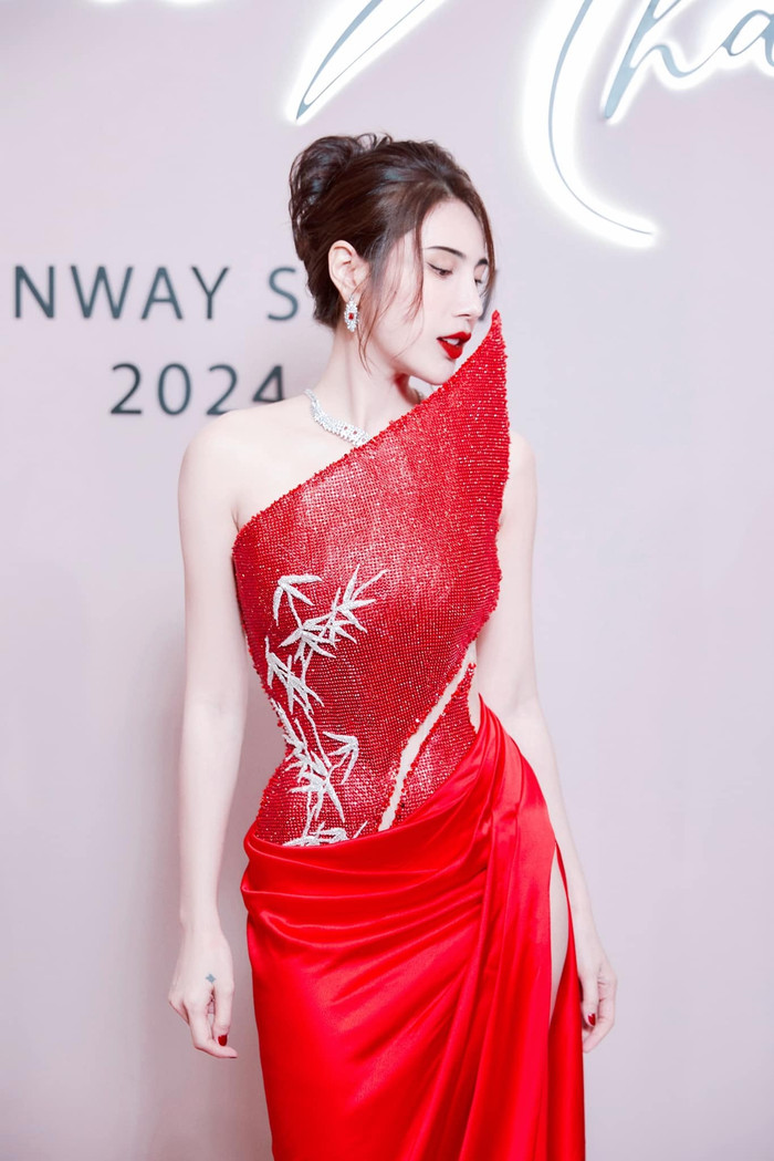 Thủy Tiên xuất hiện trong một sự kiện hồi tháng 5. (Ảnh FBNV)