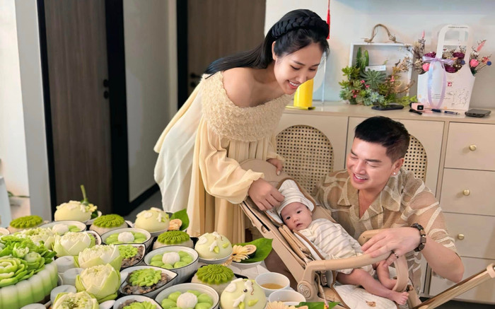 Quang Minh và bạn gái kém 37 tuổi mừng đầy tháng con trai Ảnh 2