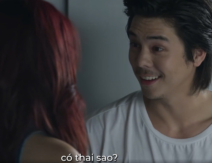 Thicha thông báo mang thai