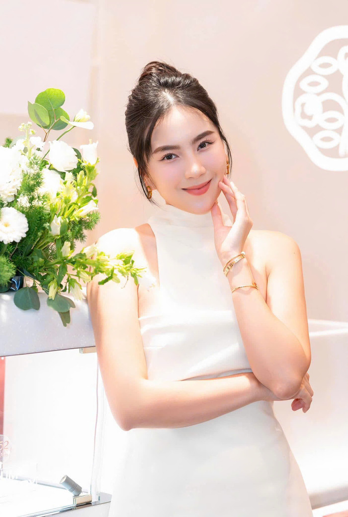 Mai Ngọc nhuận sắc sau biến cố hôn nhân. Ảnh: FBNV