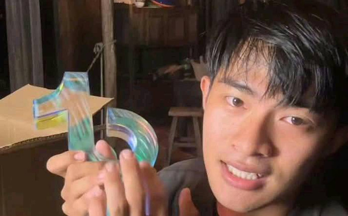 Lê Tuấn Khang bất ngờ livestream khoe tin vui Ảnh 2