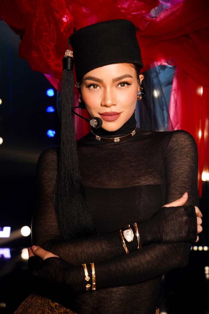 Hồ Ngọc Hà tự tin khoe khuôn mặt xinh đẹp, rạng rỡ ở góc chụp cận. Ảnh: FBNV