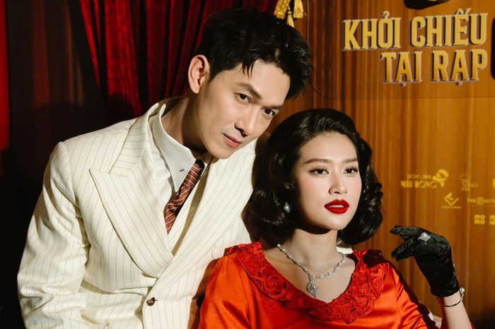 Trong ngay lần đầu ra mắt với vai trò một trong những diễn viên chính, Hoa hậu Thiên Ân lại bị ca sĩ Thủy Tiên hút trọn spotlight.
