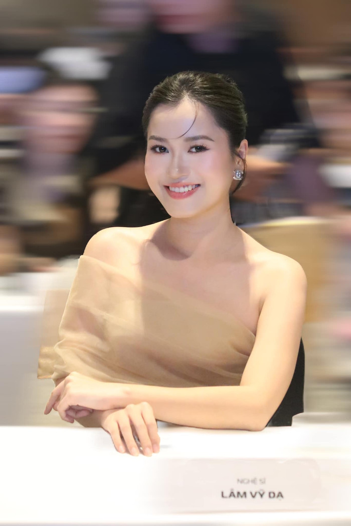 Misthy cho biết cô đã nói chuyện và xin lỗi Lâm Vỹ Dạ về những lời đùa giỡn quá trớn. (Ảnh FBNV)