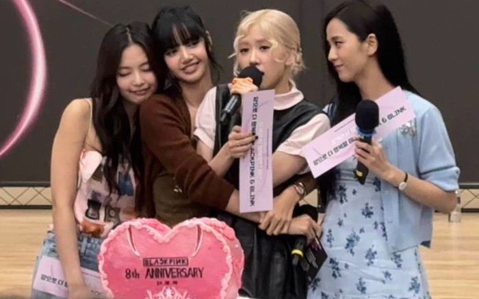 Rosé: 'Những gì BLACKPINK đã có với nhau là không thể thay thế' Ảnh 2