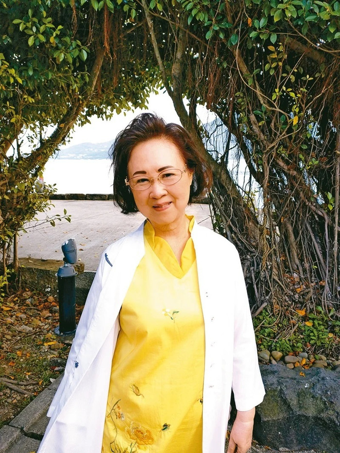 Nhà văn chọn cách ra đi thanh thản. Ảnh: UDN