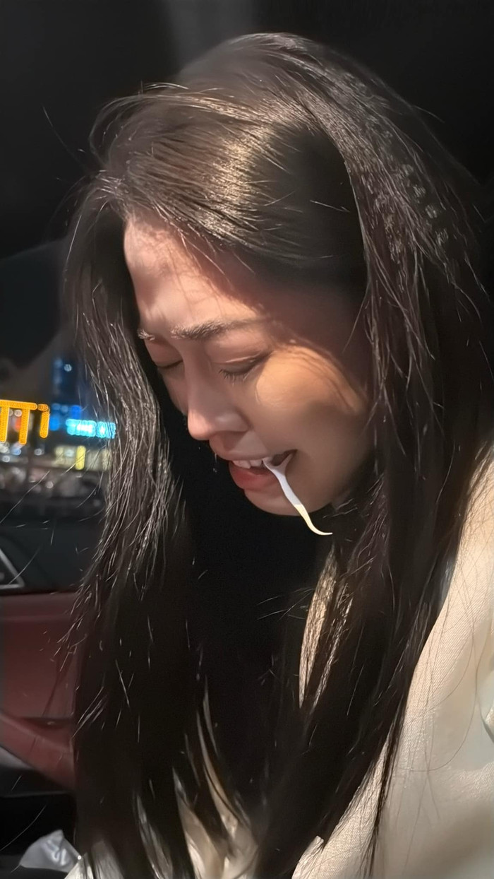 Khoảnh khắc 'dở khóc dở cười' của Á hậu Phương Nga được Bình An chia sẻ. (Ảnh: FBNV)