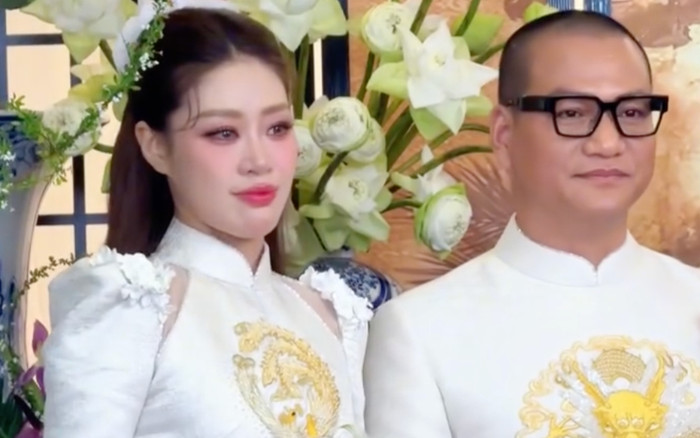 Hoa hậu Khánh Vân bật khóc nức nở khi làm một điều cho chồng hơn 17 tuổi Ảnh 2