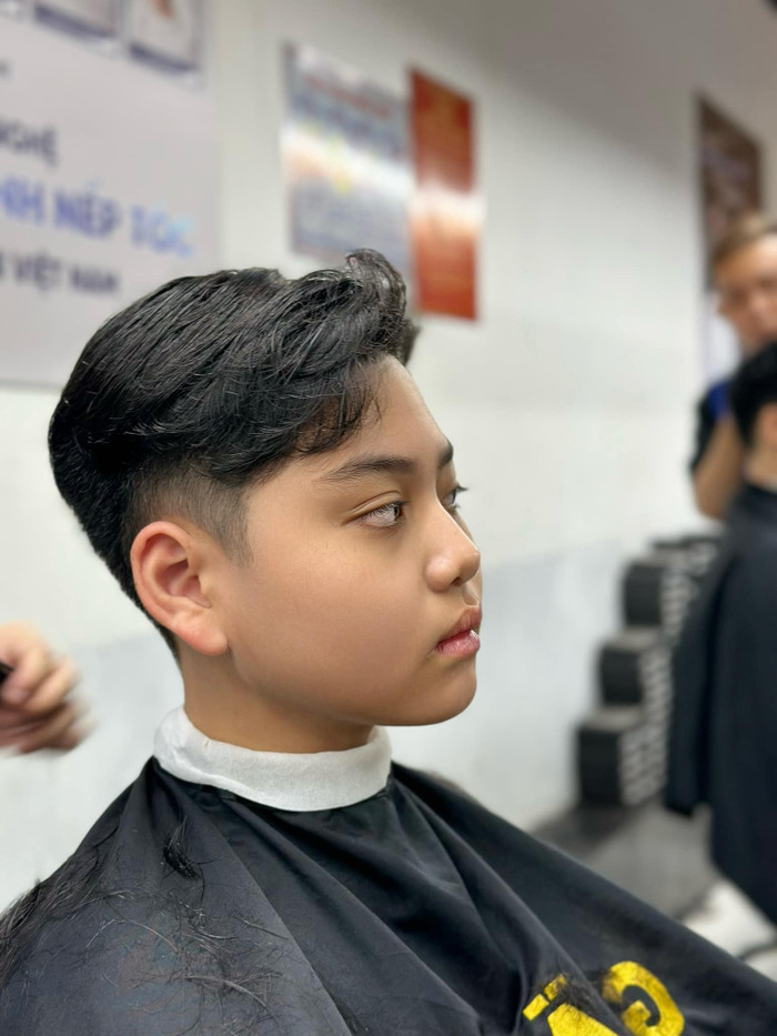 Cận diện mạo điển trai của cậu bé Minh Khôi. (Ảnh FBNV)