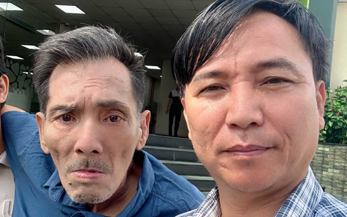 Thương Tín gặp nguy hiểm, 2 chân biến dạng không thể đi được Ảnh 2