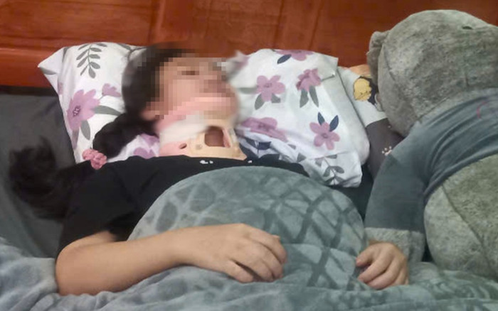Diễn biến mới nhất vụ nữ sinh bị đánh hội đồng, gãy đốt sống cổ Ảnh 2