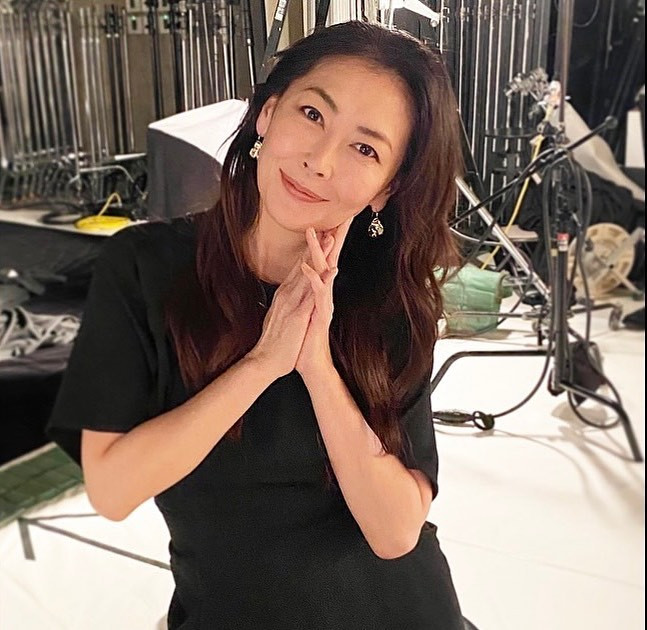 Nữ ca sĩ nổi tiếng một thời đột ngột qua đời trong phòng tắm, nhiều đồng nghiệp bàng hoàng Ảnh 1