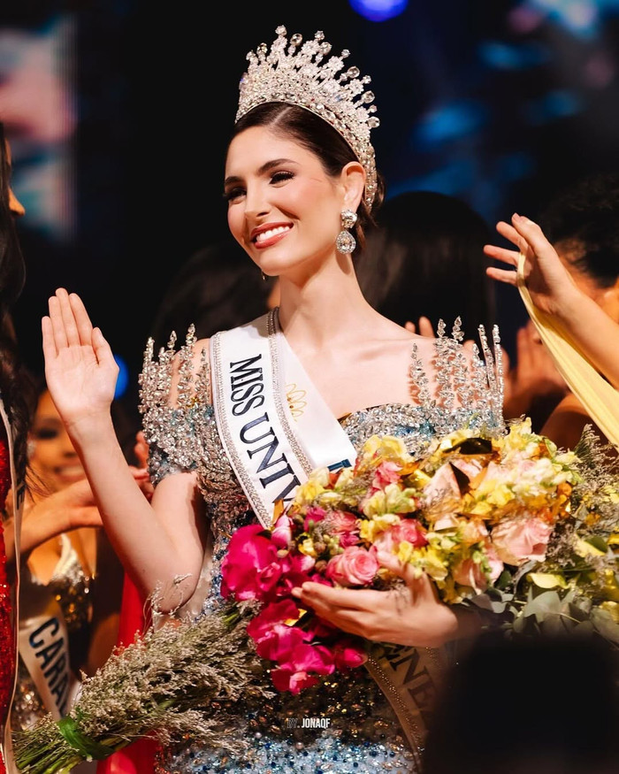 Nữ người mẫu thông thạo 4 thứ tiếng đăng quang Hoa hậu Venezuela 2024 Ảnh 1