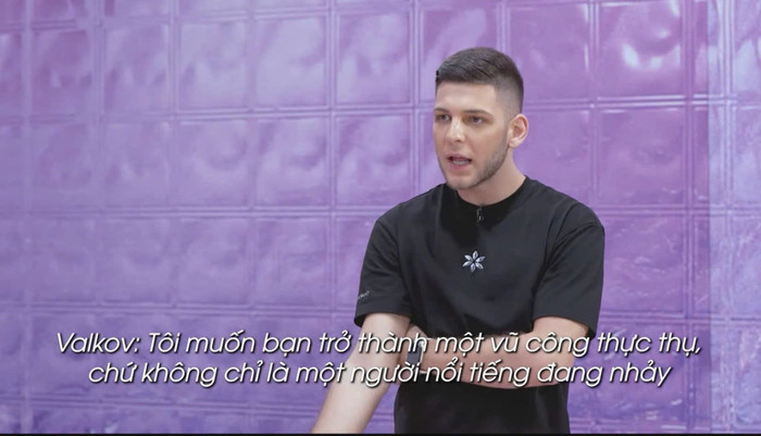 Valkov Dimitar góp ý thẳng thắn với Quỳnh Nga.