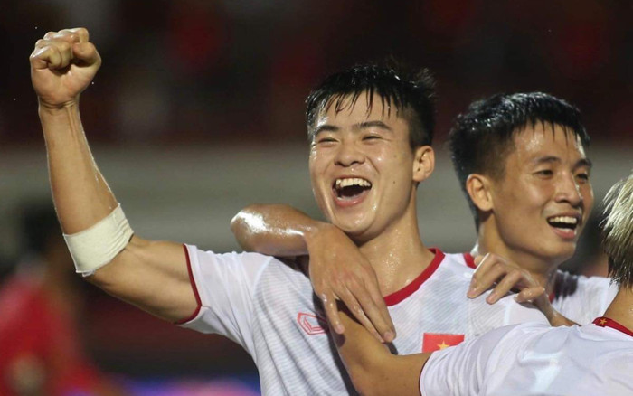 Khi HLV Kim Sang Sik chọn Duy Mạnh thay Quế Ngọc Hải Ảnh 2