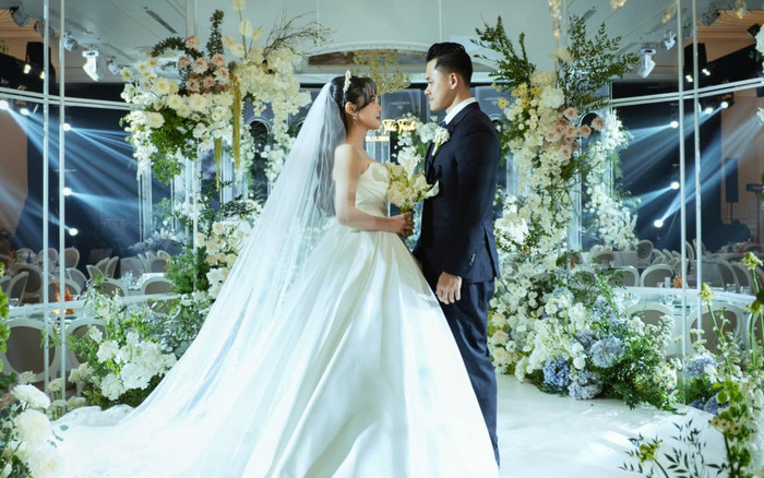 Nữ ca sĩ Việt lên tiếng chuyện mang bầu sau đám cưới với chồng kém 6 tuổi Ảnh 2