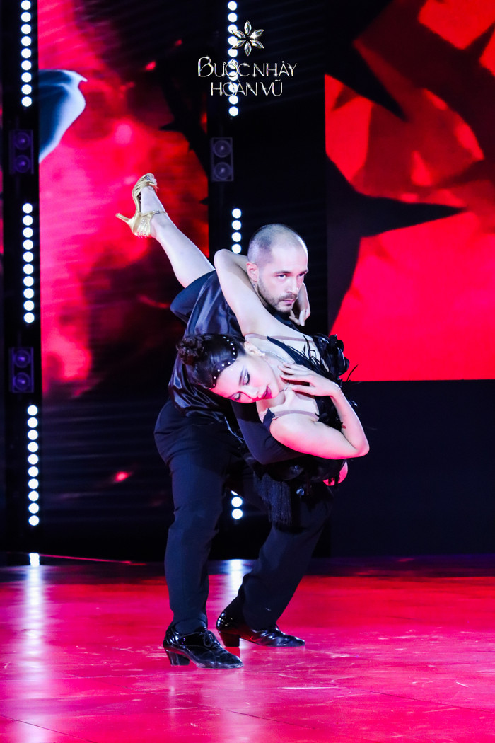 Tổng điểm tiết mục của Chu Lê Vi Anh và Zhivko là 27,5