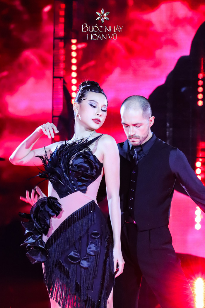 Cả ba giám khảo đều cho rằng Chu Lê Vi Anh cầm thêm chút cảm xúc là tiết mục sẽ trọn vẹn, chạm đến khán giả. 