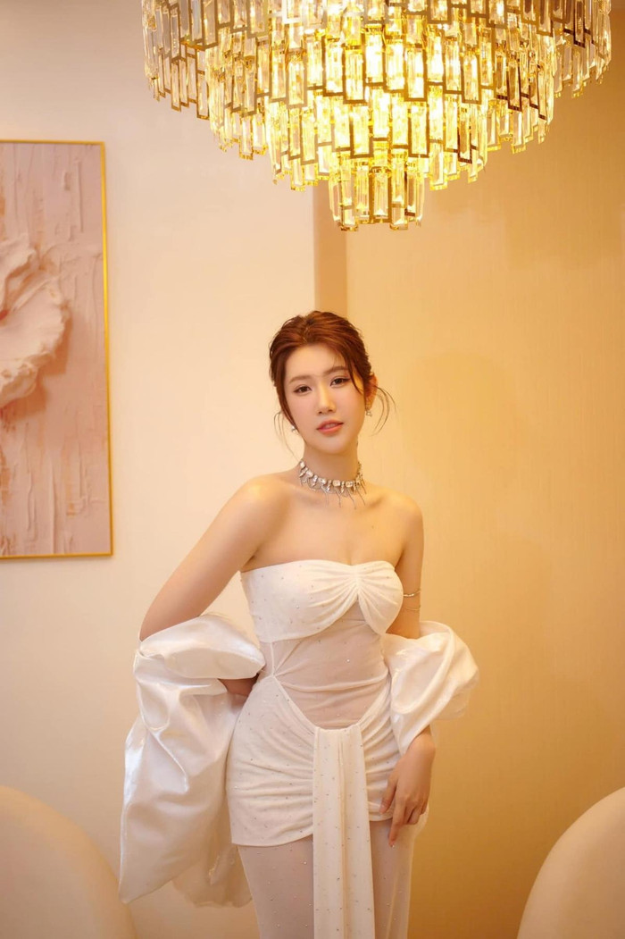 Ở tuổi 33, Thúy Ngân cảm thấy muốn lập gia đình. (Ảnh FBNV)