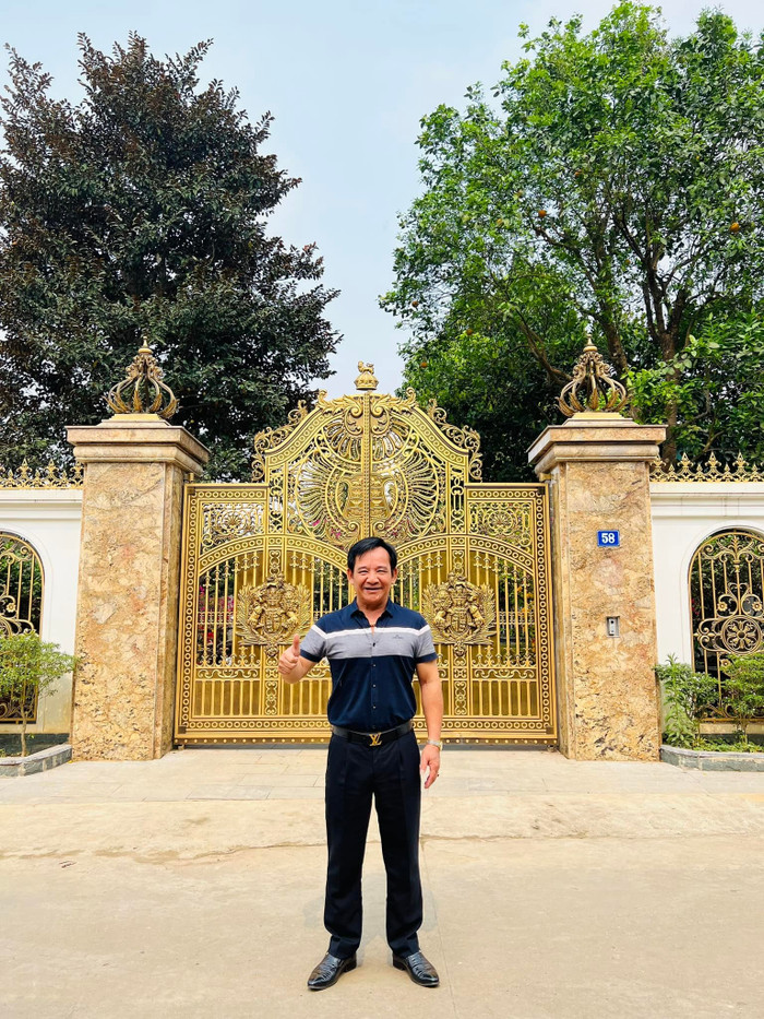 Dù đã về hưu, Quang Tèo vẫn chạy show không nghỉ. (Ảnh FBNV)