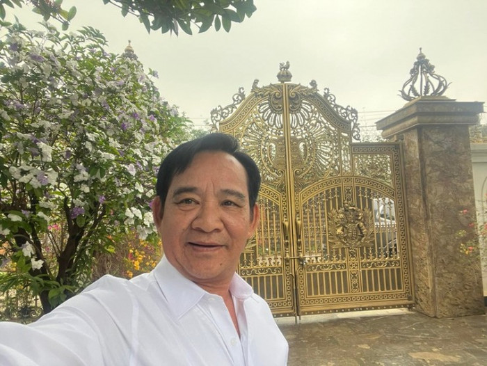 Ngoài đời, Quang Tèo là đại gia đích thực. (Ảnh FBNV)