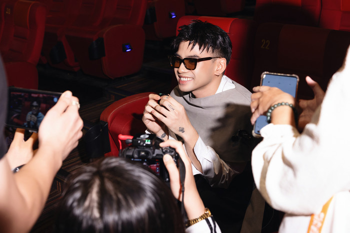 Cháu trai nhạc sĩ Trịnh Công Sơn hứa hẹn sẽ mang đến màu sắc âm nhạc mới lạ, nổi bật.