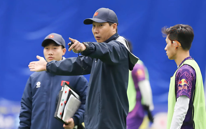 HLV Kim Sang Sik: Tuyển Việt Nam phải nỗ lực hết mình để thắng Lào Ảnh 2