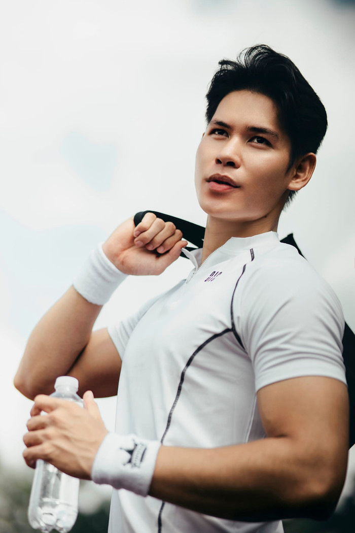 Khoảng hơn 5 năm về trước, Tiến Đạt đã cao 1m78 nhưng chỉ nặng khoảng 60 kg. Chính vì ngoại hình trông gầy gò luôn thiếu tự tin khi giao tiếp với mọi người.