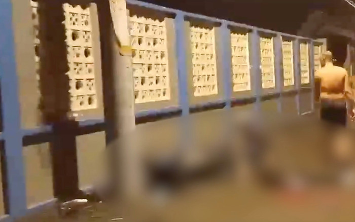 Nam thanh niên chạy xe tông vào cột điện tử vong, nghi vấn bị truy đuổi Ảnh 2