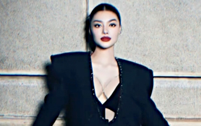 Á hậu Việt gây chú ý Ảnh 2