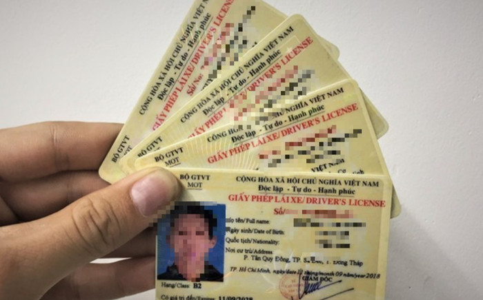 Từ 1/1/2025, bằng lái xe quá hạn chỉ 1 ngày cũng phải thi lại lý thuyết Ảnh 2