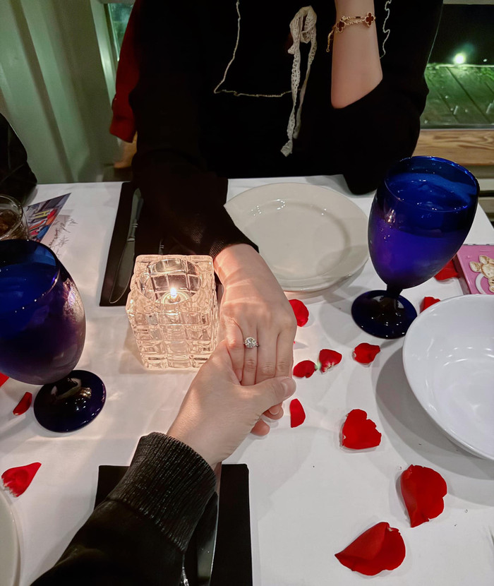 Lam Trường là người đàn ông lãng mạn, tâm lý. Ảnh: FBNV