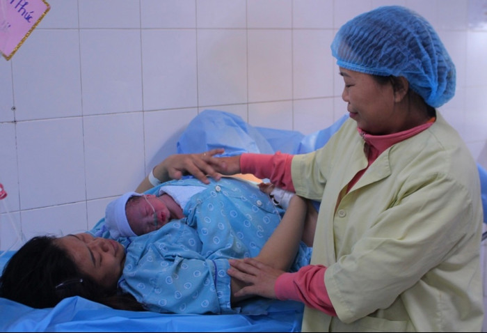 TP.HCM đề xuất phụ nữ nếu sinh đủ hai con trước 35 tuổi sẽ được hỗ trợ 3 triệu đồng.