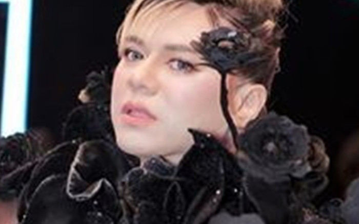 Nam ca sĩ bị bắt vì trộm đồ trị giá hơn 1 tỷ đồng Ảnh 2