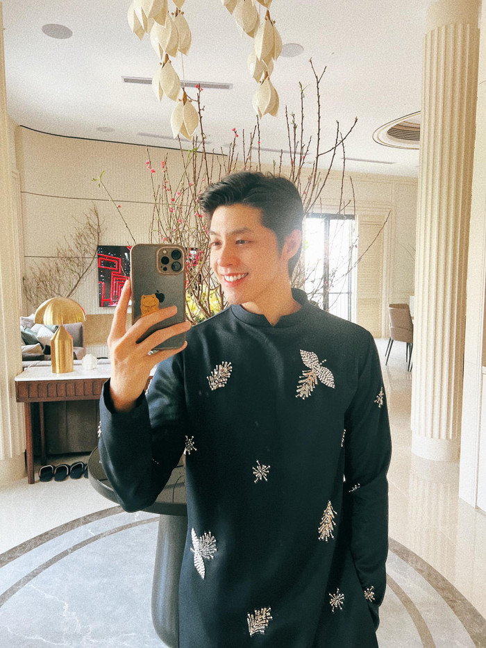 Noo Phước Thịnh phản ứng ra sao trước câu hỏi: 'Bao giờ lấy vợ'? Ảnh 5