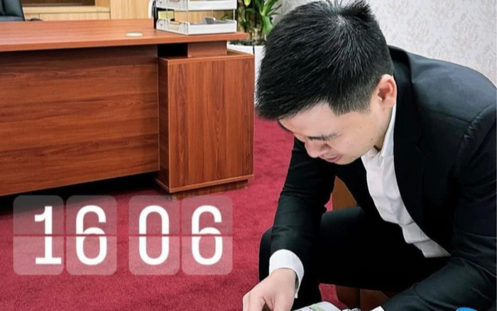 Ông xã Đỗ Mỹ Linh vô tình để lộ màn hình điện thoại, là một nhân vật đặc biệt Ảnh 2