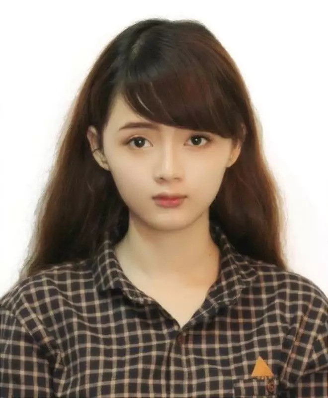 Chắc hẳn nhiều người vẫn nhớ đến cô nàng 'hotgirl ảnh thẻ' Lý Lan Hương (SN 1994)