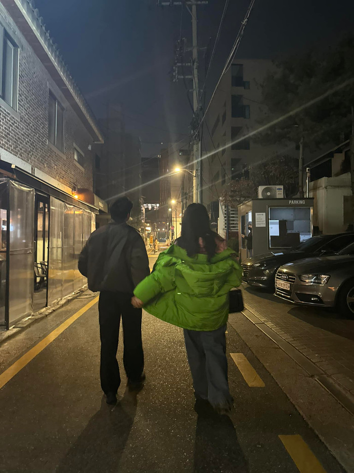 Hương Giang được cho là đã công khai bạn trai ở Hàn quốc