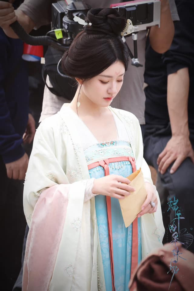 Triệu Lộ Tư ở Rèm Ngọc Châu Sa