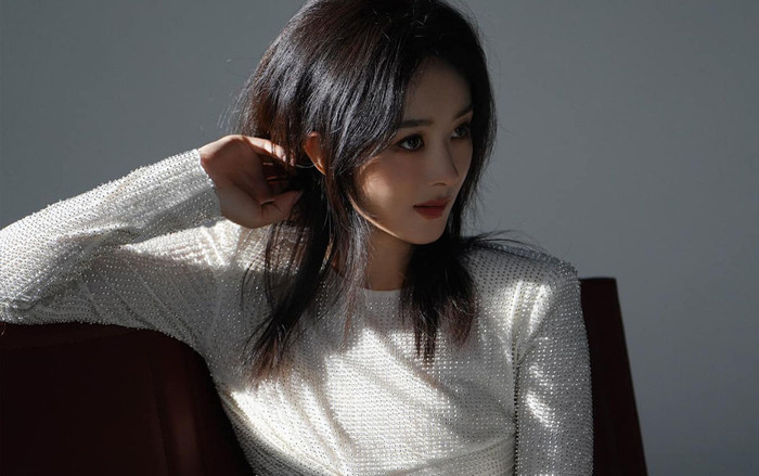 Triệu Lệ Dĩnh thông báo tin vui đúng ngày Lễ Tình nhân, thế nhưng vòng 2 mới gây chú ý Ảnh 2