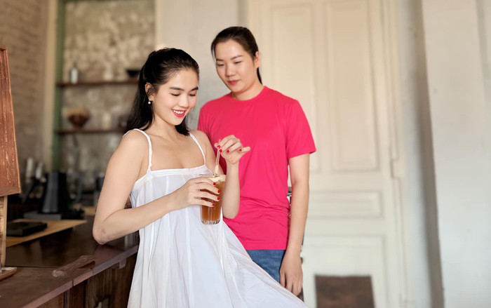 Ngọc Trinh lộ tình trạng sức khỏe đáng lo ngại khi ở bên cạnh trợ lý Ảnh 2